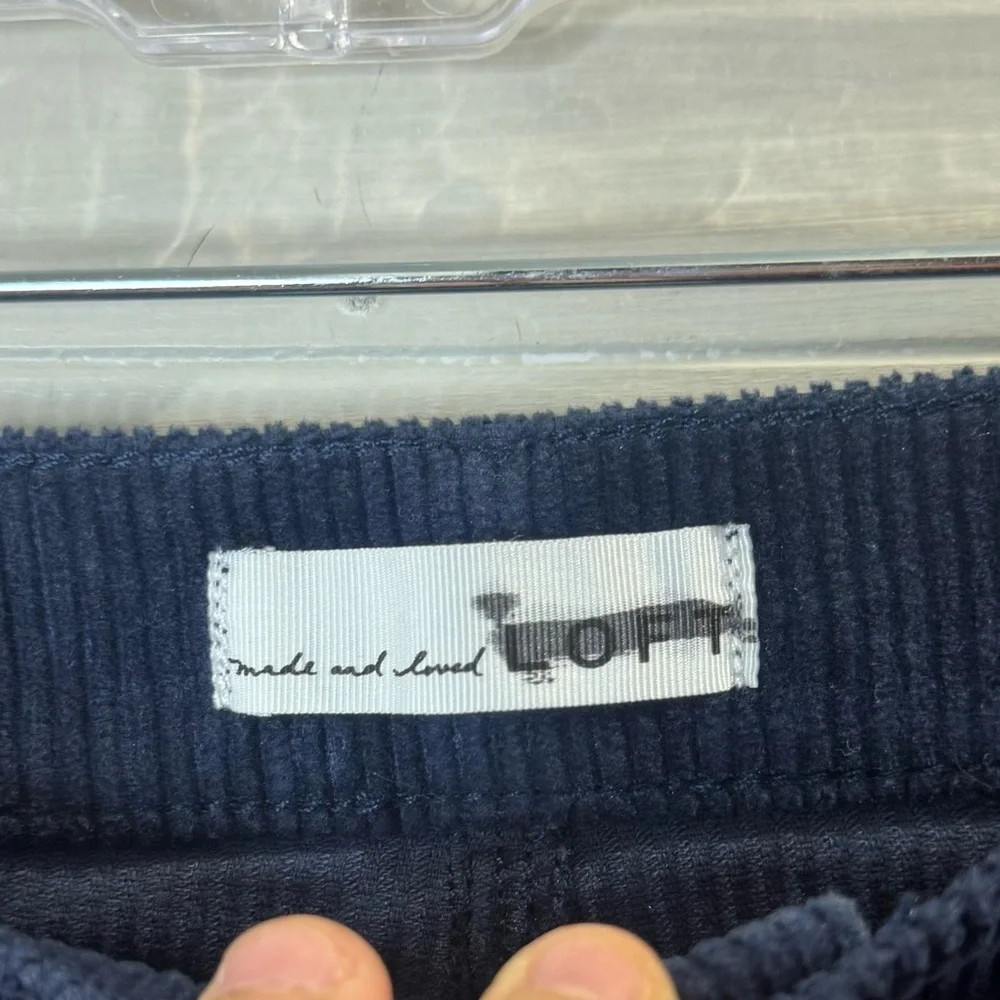 Loft NWOT Straight Corduroy Pants in Deep Space Blue Size 31 / 12